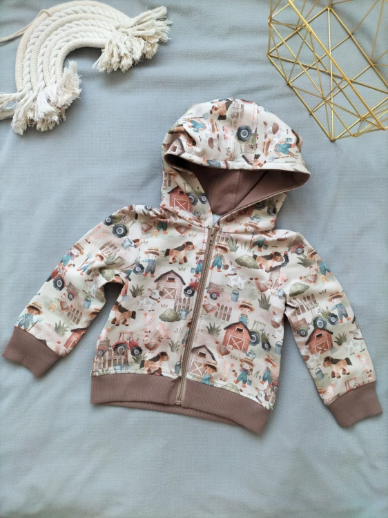 bluza z kapturem Farma.jpg